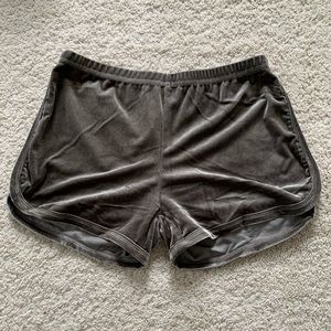 Velvet shorts